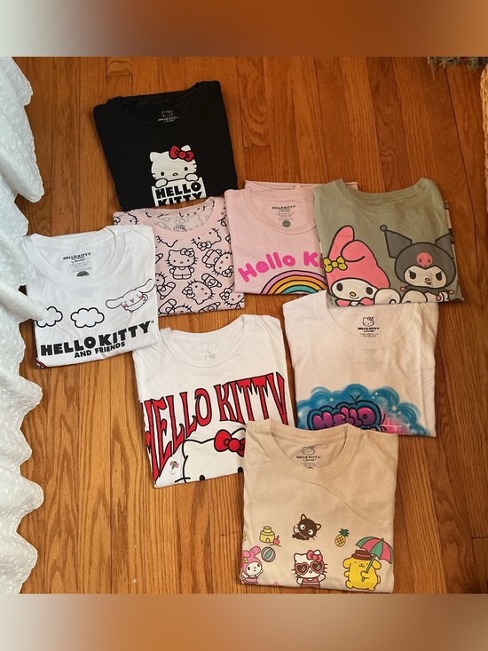 Hello Kitty Tops - Hello kitty tops